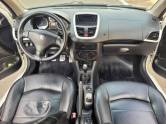 PEUGEOT - 207 - 2010/2011 - Branca - R$ 17.500,00