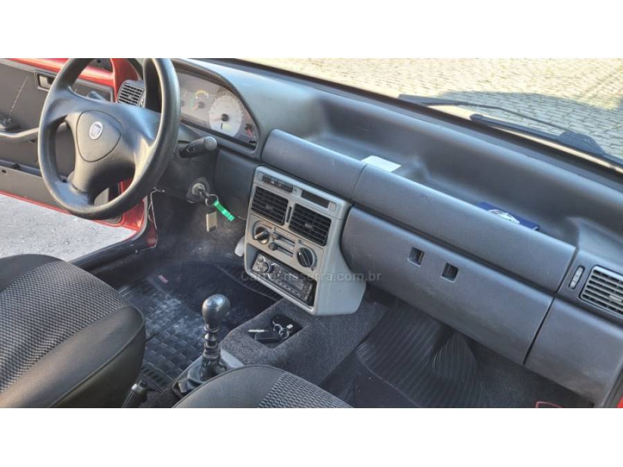 FIAT - UNO - 2012/2013 - Vermelha - R$ 29.900,00