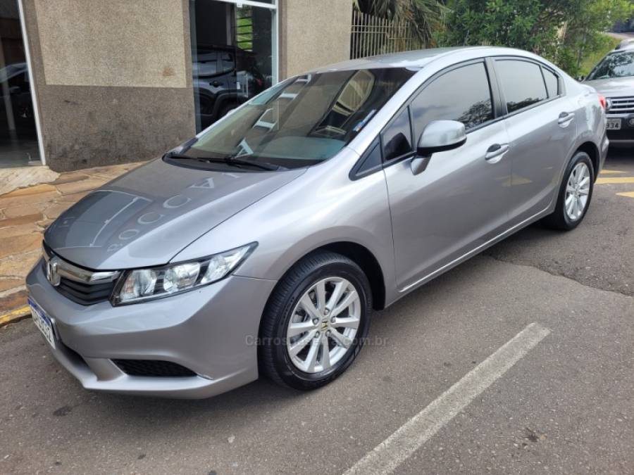 HONDA - CIVIC - 2014/2014 - Prata - R$ 65.000,00