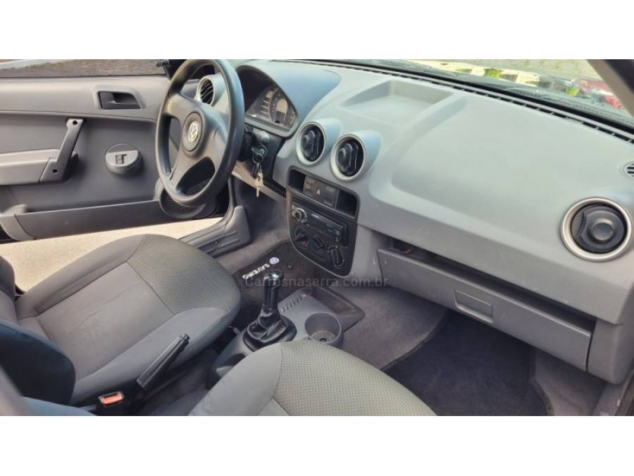 VOLKSWAGEN - SAVEIRO - 2008/2009 - Preta - R$ 37.500,00