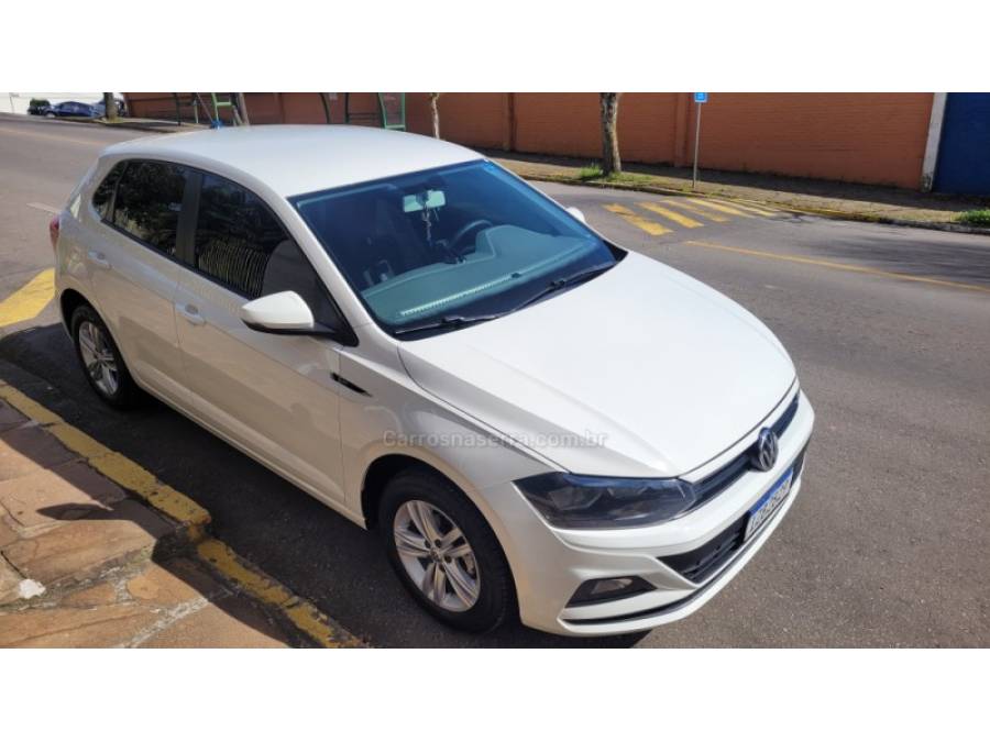 VOLKSWAGEN - POLO - 2018/2019 - Branca - R$ 61.500,00