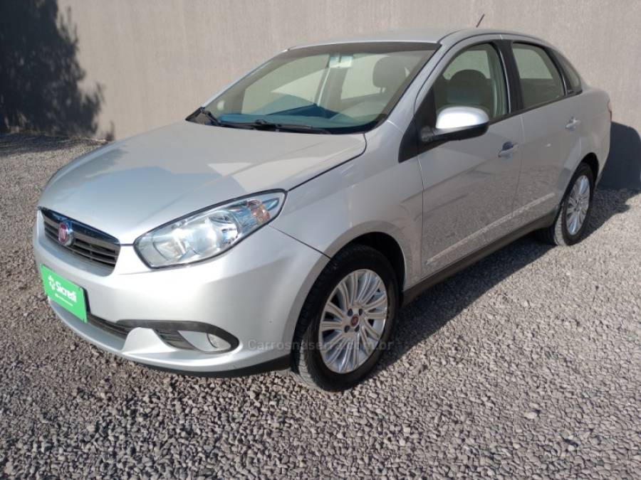 FIAT - GRAND SIENA - 2014/2015 - Prata - R$ 45.000,00