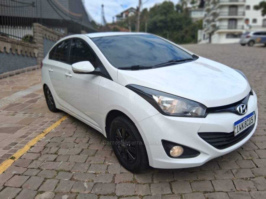 HYUNDAI - HB20S - 2015/2015 - Branca - R$ 52.000,00