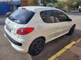 PEUGEOT - 207 - 2010/2011 - Branca - R$ 17.500,00