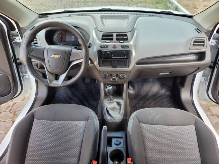 CHEVROLET - COBALT - 2012/2013 - Branca - R$ 39.500,00