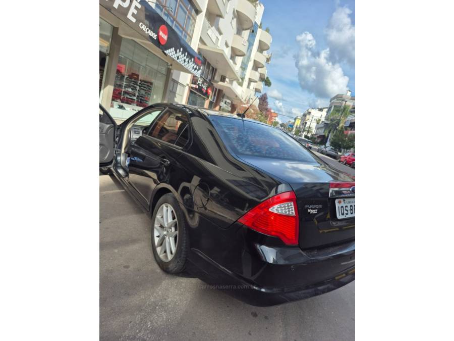 FORD - FUSION - 2010/2010 - Preta - R$ 47.000,00