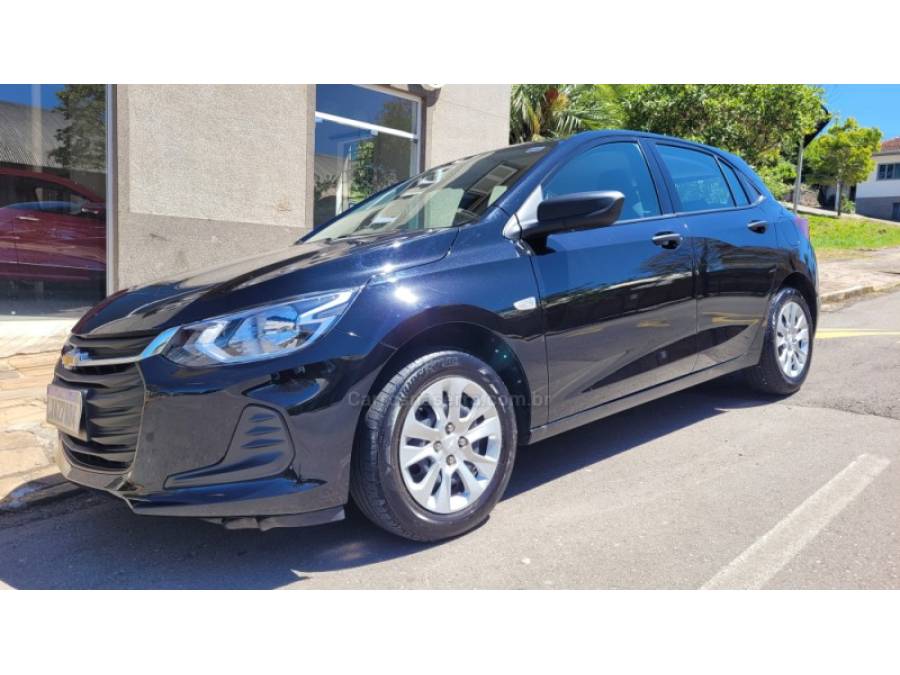 CHEVROLET - ONIX - 2021/2022 - Preta - R$ 73.500,00