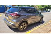 NISSAN - KICKS - 2023/2024 - Cinza - R$ 121.000,00