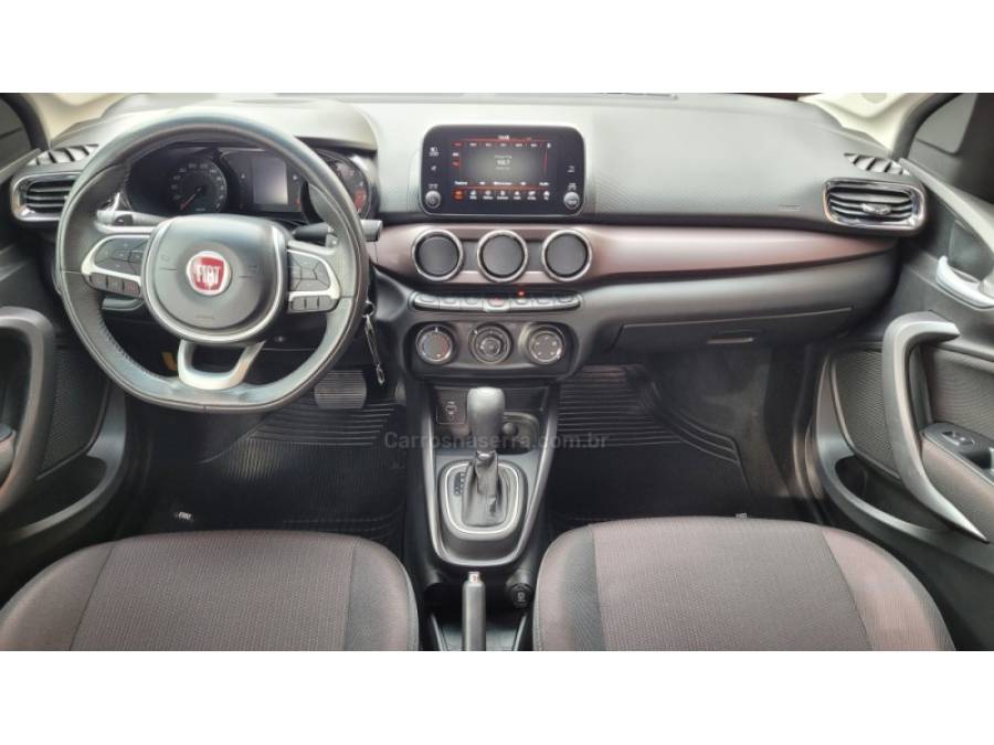 FIAT - CRONOS - 2018/2019 - Vermelha - R$ 69.000,00