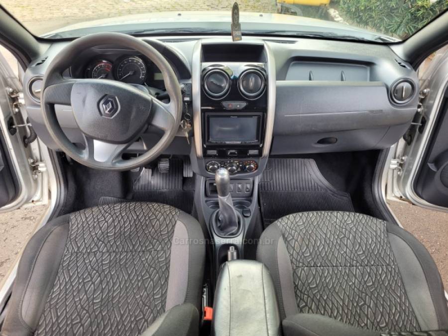 RENAULT - OROCH - 2017/2018 - Prata - R$ 74.000,00