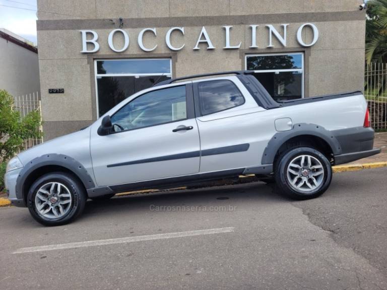FIAT - STRADA - 2013/2013 - Prata - R$ 49.000,00