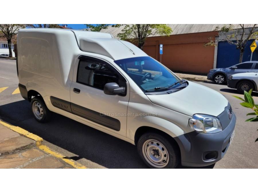 FIAT - FIORINO - 2014/2015 - Branca - R$ 52.000,00