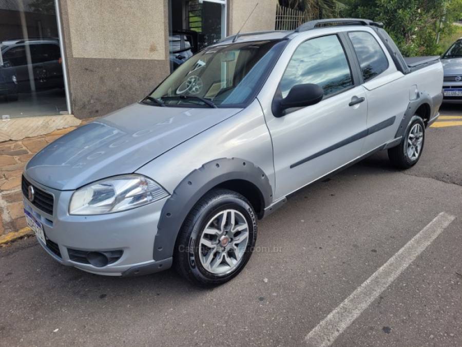 FIAT - STRADA - 2013/2013 - Prata - R$ 49.000,00