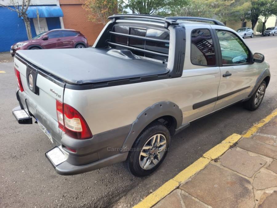 FIAT - STRADA - 2013/2013 - Prata - R$ 49.000,00