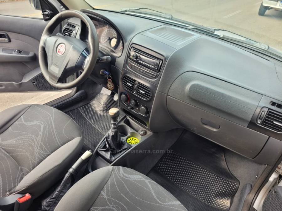 FIAT - STRADA - 2013/2013 - Prata - R$ 49.000,00