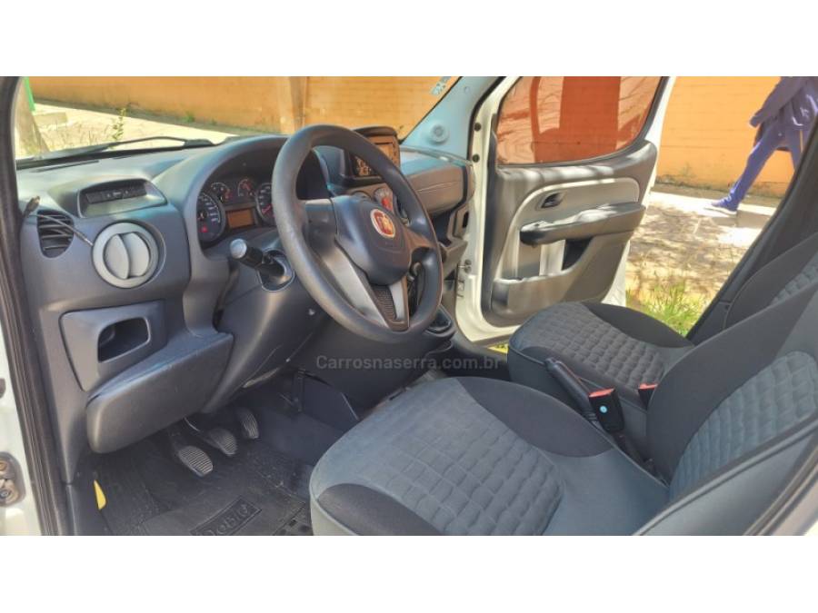 FIAT - DOBLÓ - 2014/2014 - Branca - R$ 55.000,00