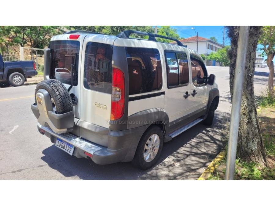 FIAT - DOBLÓ - 2014/2014 - Branca - R$ 55.000,00