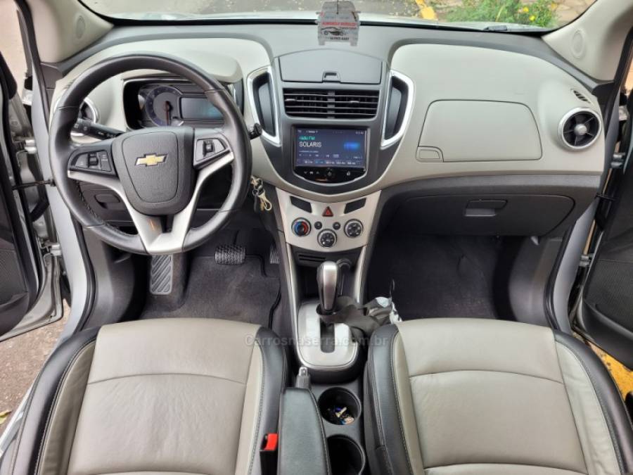 CHEVROLET - TRACKER - 2014/2015 - Prata - R$ 70.000,00
